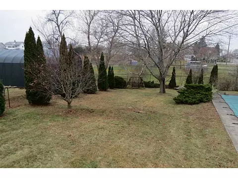 373 Knight St, Woonsocket, RI 02895 photo 7