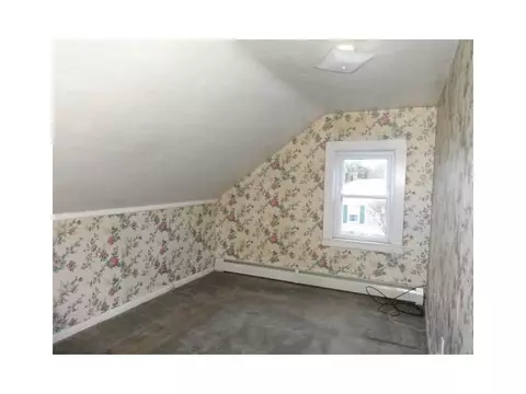 320 Long St, Warwick, RI 02886 photo 12