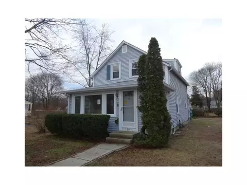 320 Long St, Warwick, RI 02886 photo 1