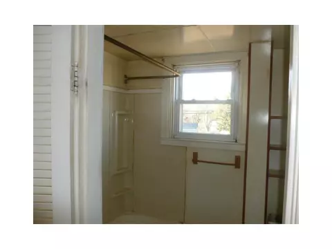 320 Long St, Warwick, RI 02886 photo 21