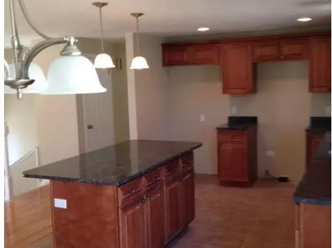 53 Rip Van Winkle Cir, Warwick, RI 02886 photo 3