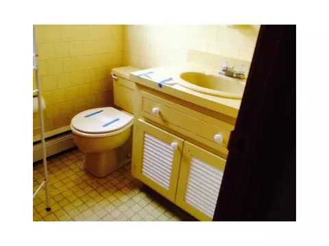 10 Ridgeway Dr, Warren, RI 02885 photo 4