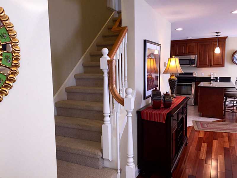 24 Crestview Dr, Westerly, RI 02891 photo 4
