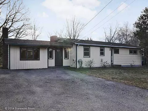 120 Cushing Rd, Warwick, RI 02888 photo 2