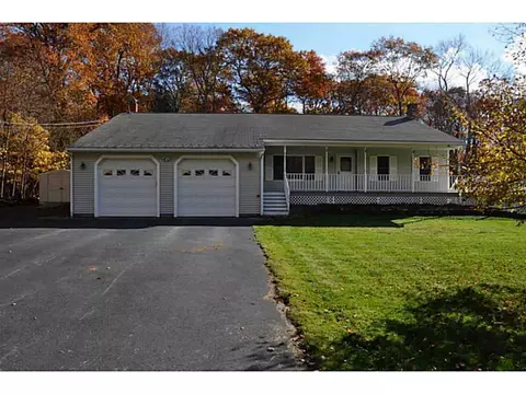 100 S Killingly St, Foster, RI 02825 photo 2