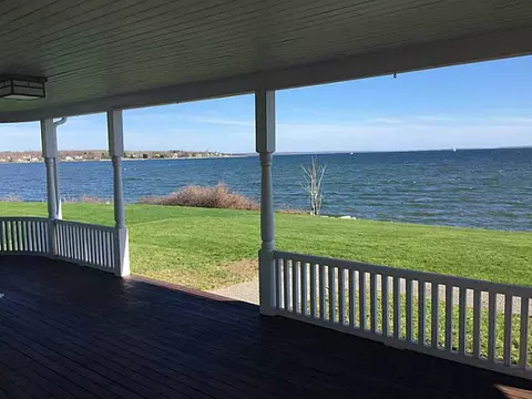 27 15th Ave, Warwick, RI 02886 photo 2