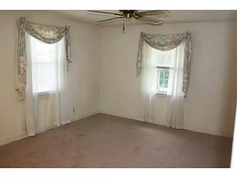29 Douglas Rd, Warwick, RI 02886 photo 10