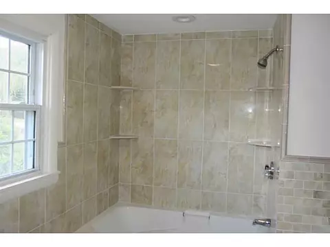 29 Douglas Rd, Warwick, RI 02886 photo 12