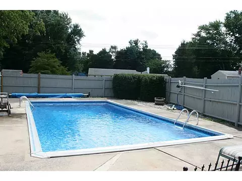 29 Douglas Rd, Warwick, RI 02886 photo 14