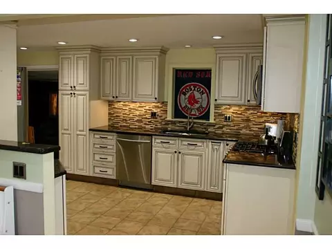 29 Douglas Rd, Warwick, RI 02886 photo 4
