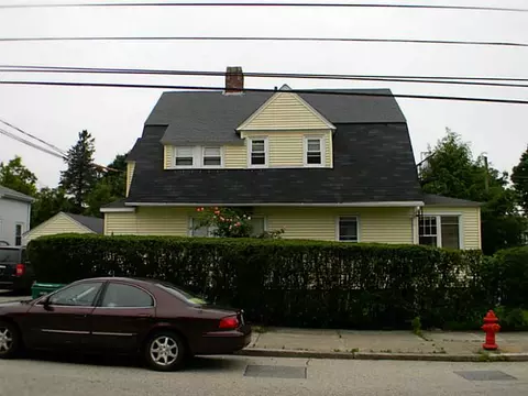 73 Maple St, Woonsocket, RI 02895 photo 1