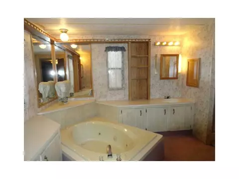 83 Wright Way, Coventry, RI 02816 photo 10