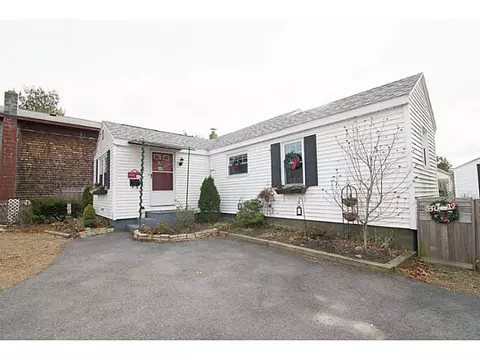 7 Spring St, Riverside, RI 02915 photo 8