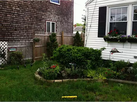 7 Spring St, Riverside, RI 02915 photo 2