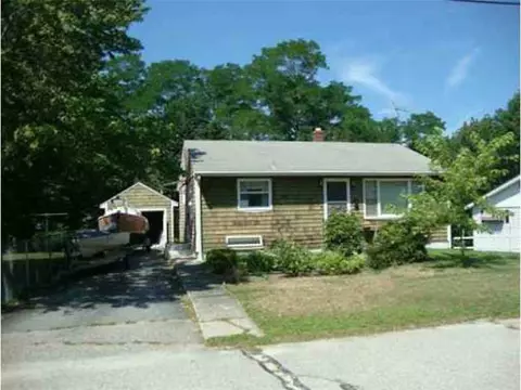 98 Bourassa Ave, Woonsocket, RI 02895 photo 1