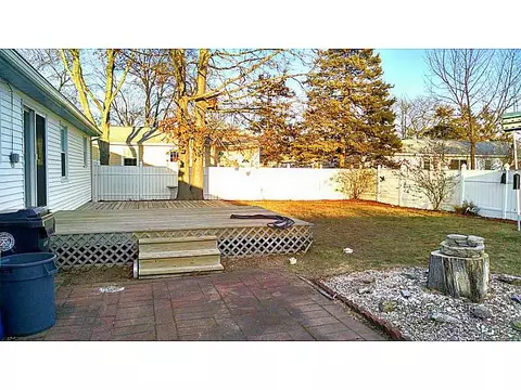 86 Foxcroft Ave, Warwick, RI 02889 photo 23