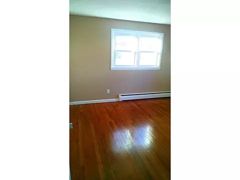 86 Foxcroft Ave, Warwick, RI 02889 photo 11