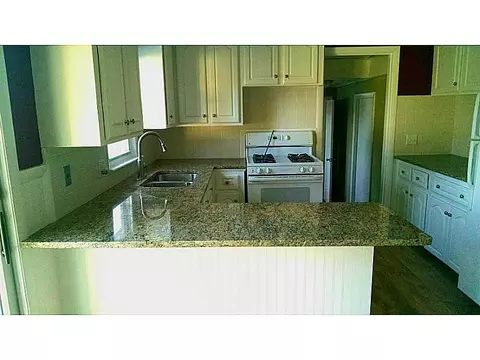 86 Foxcroft Ave, Warwick, RI 02889 photo 7