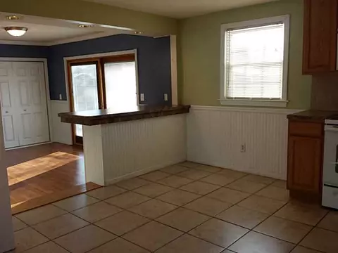 49 Duncan Rd, Warwick, RI 02886 photo 9