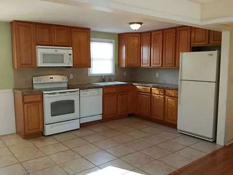 49 Duncan Rd, Warwick, RI 02886 photo 8
