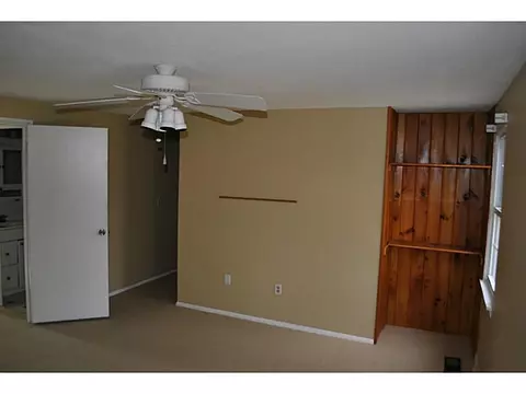 18 Lakeside Dr #K, Ledyard, CT 06339 photo 13