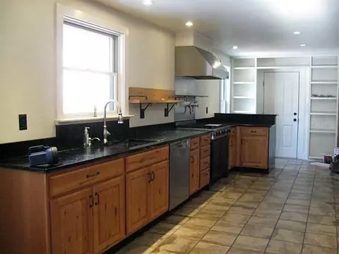 409 Widow Sweets Rd, Exeter, RI 02822 photo 4
