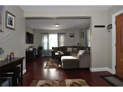 132 Holmes Rd, Warwick, RI 02888 photo 15