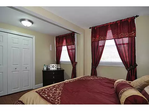 132 Holmes Rd, Warwick, RI 02888 photo 10