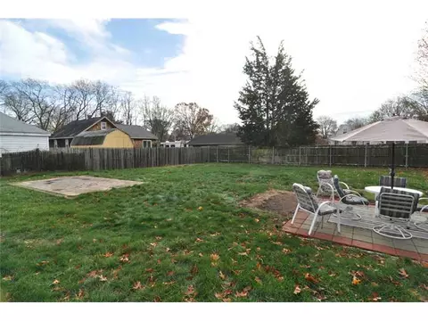 132 Holmes Rd, Warwick, RI 02888 photo 12