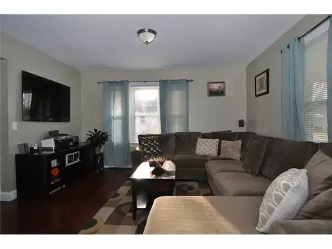 132 Holmes Rd, Warwick, RI 02888 photo 7