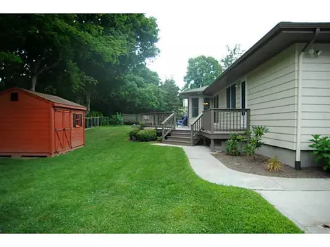 2 Westview Dr, Westerly, RI 02891 photo 16