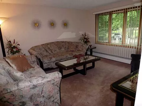 450 Tarklin Rd, Burrillville, RI 02830 photo 9