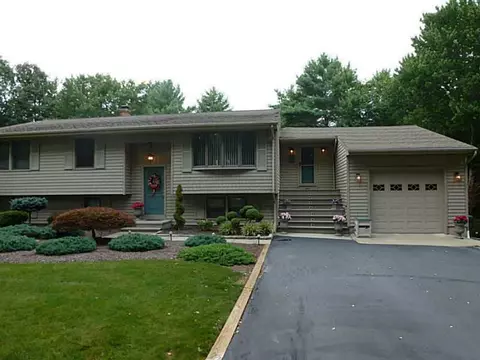 450 Tarklin Rd, Burrillville, RI 02830 photo 20