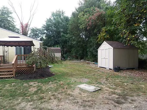 45 State St, Warwick, RI 02889 photo 4