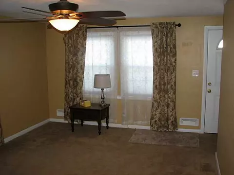 59 Patton Rd, Woonsocket, RI 02895 photo 10