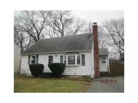 70 Haven St, Warwick, RI 02889 photo 2