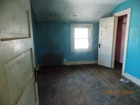 16 Broad St, Coventry, RI 02816 photo 6