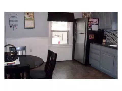 259 Lydia Ave, Woonsocket, RI 02895 photo 6
