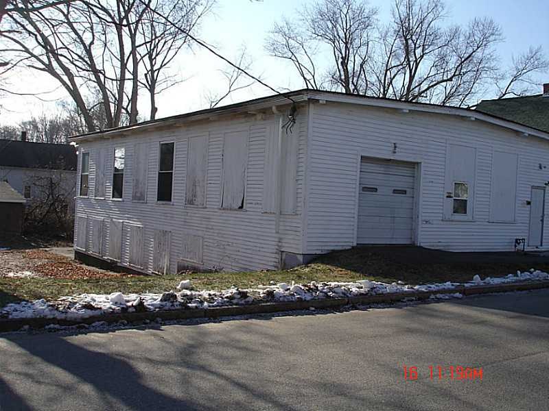 182 Farm St, Woonsocket, RI 02895 photo 1