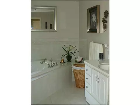 13 Gladding St, Bristol, RI 02809 photo 18