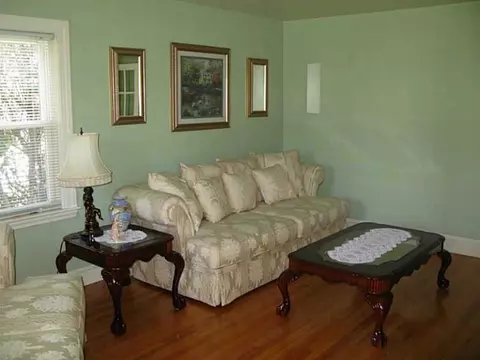 13 Gladding St, Bristol, RI 02809 photo 14