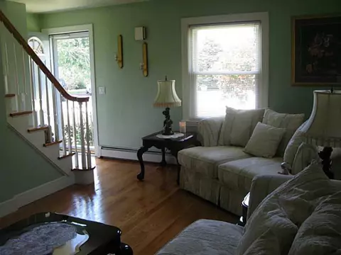 13 Gladding St, Bristol, RI 02809 photo 15