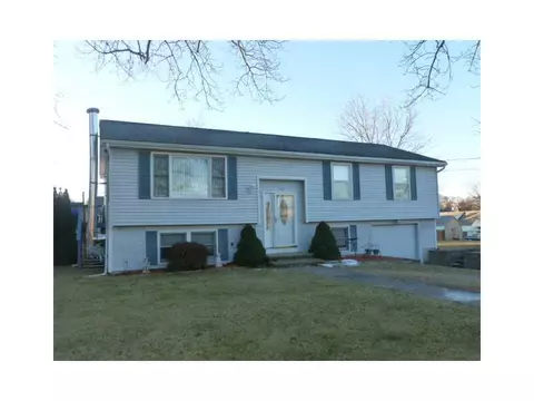 117 Prince St, Woonsocket, RI 02895 photo 1