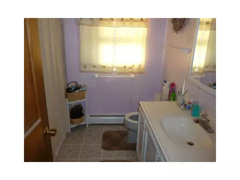 117 Prince St, Woonsocket, RI 02895 photo 7