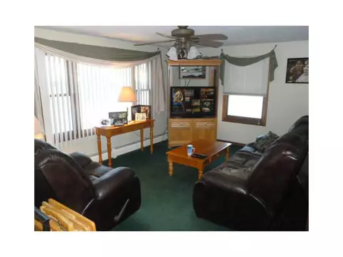 117 Prince St, Woonsocket, RI 02895 photo 3