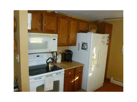 117 Prince St, Woonsocket, RI 02895 photo 5