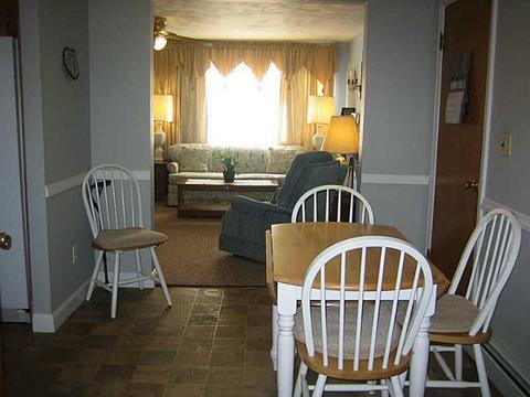 500 Buttonwoods Ave, Warwick, RI 02886 photo 7