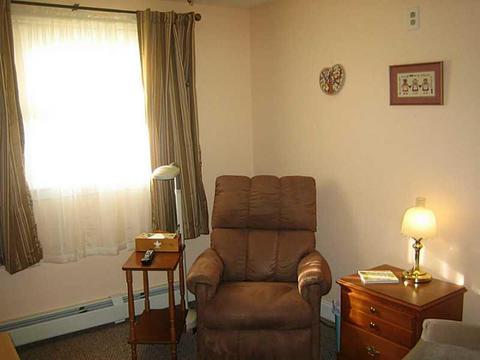 500 Buttonwoods Ave, Warwick, RI 02886 photo 17