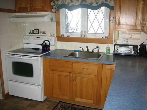 500 Buttonwoods Ave, Warwick, RI 02886 photo 9