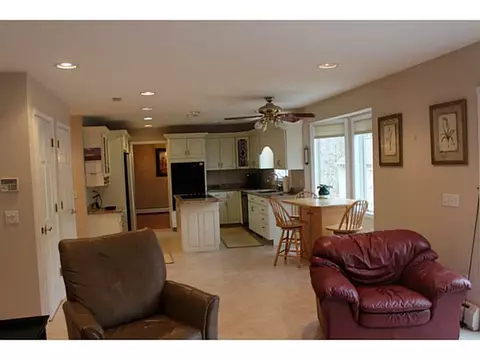 154 Ridge Dr, Exeter, RI 02822 photo 9